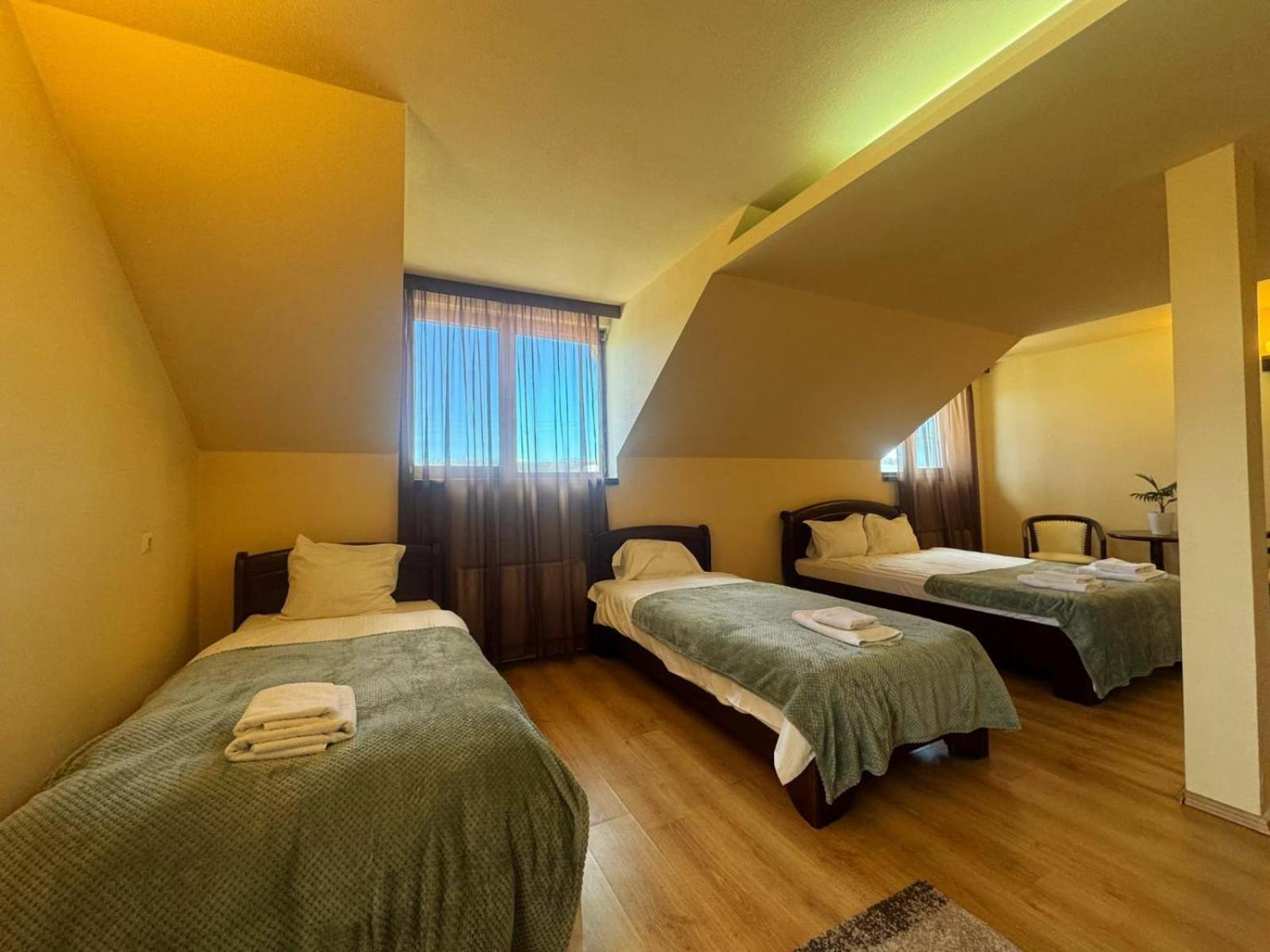 La Cuib Cristian Sibiu Hotel Luaran gambar