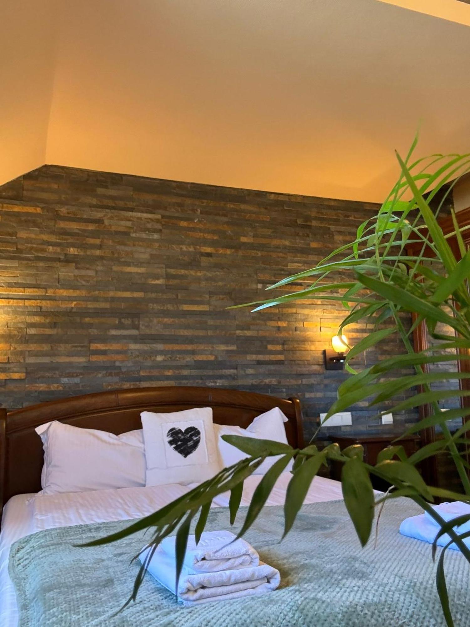 La Cuib Cristian Sibiu Hotel Luaran gambar